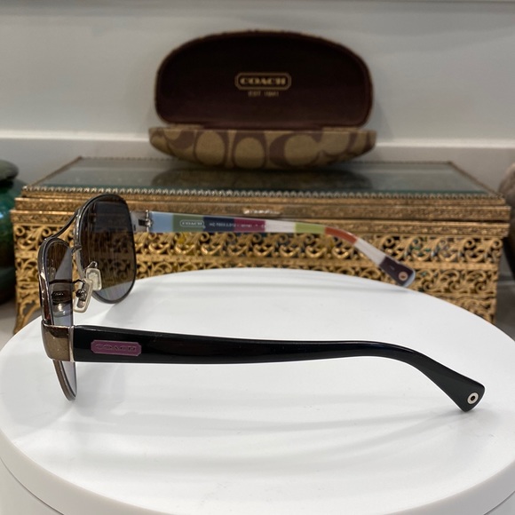 Coach - Kristina Sunglasses - Frames EUC, Lenses Poor, Beach/Rx Opp - Coach Case - Picture 14 of 17